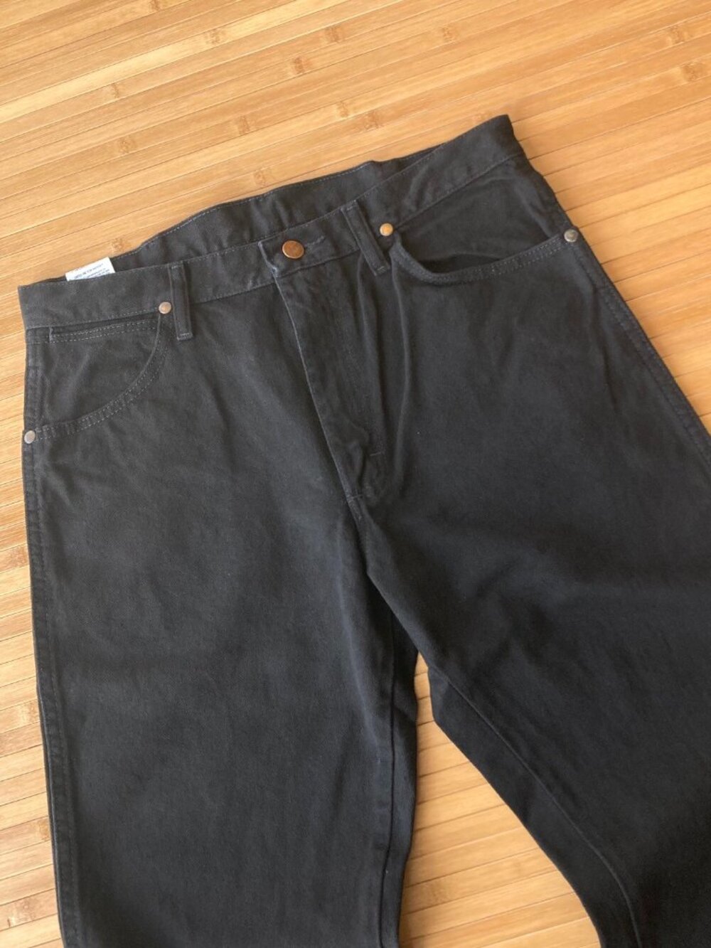 Wrangler Cowboy Cut Original Fit Jeans Straight Leg Mens 31x32 Shadow Black NWT - Picture 3 of 10